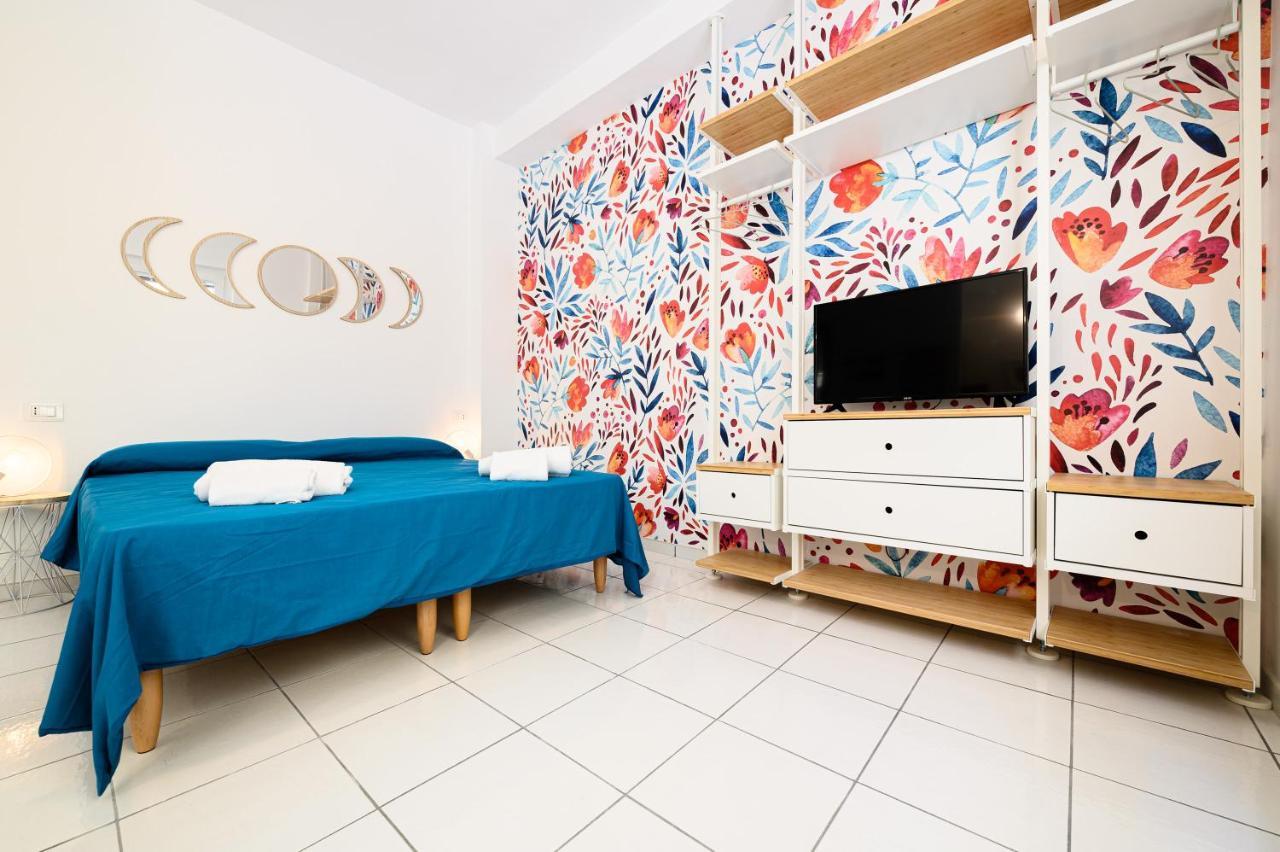 L'Aurora Apartments Napels Buitenkant foto